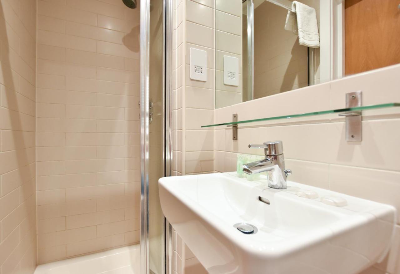 St James House Serviced Apartments By Concept Apartments Лондон Екстериор снимка